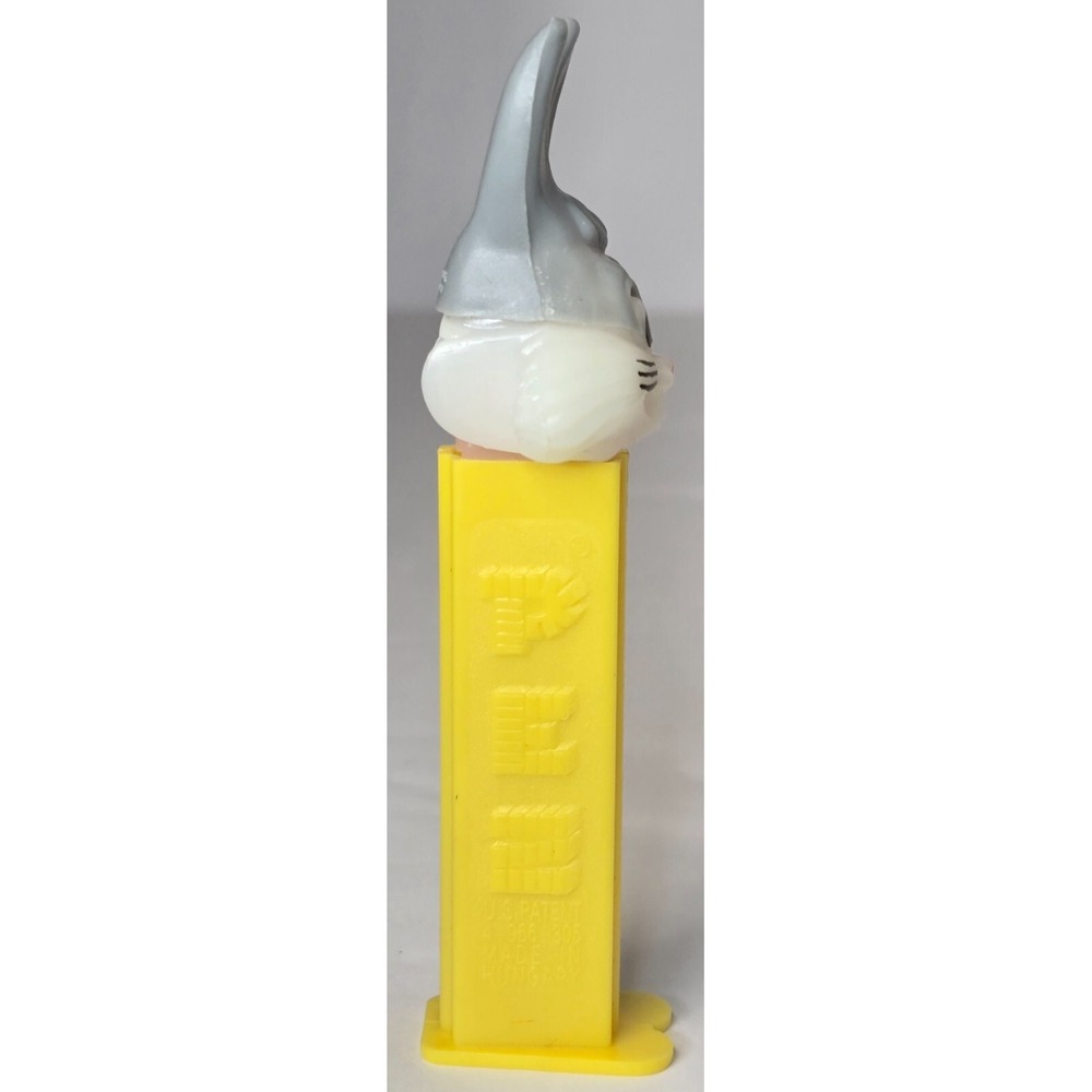 VINTAGE PEZ BUGS BUNNY LOONEY TUNES YELLOW DISPENSER WITH FEET COLLECTIBLE EUC - Picture 3 of 5